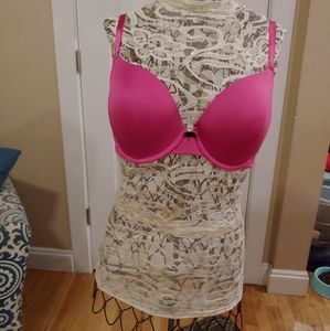 ☀3 for$20☀ Maidenform push-up bra 3 for$20☀